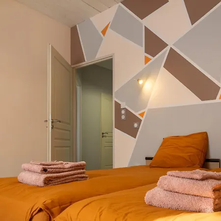 Casa vacanze La Bergerie 5/6 Personnes Montrodat